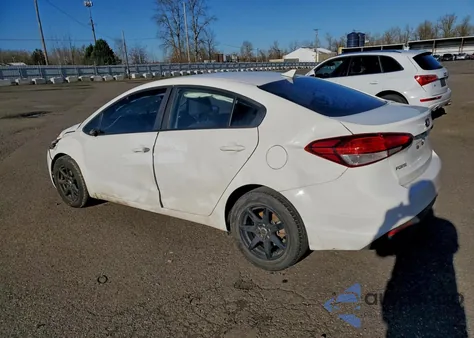 2017 Kia Forte Lx z USA, uszkodzony, nr VIN 3KPFK4A79HE038210